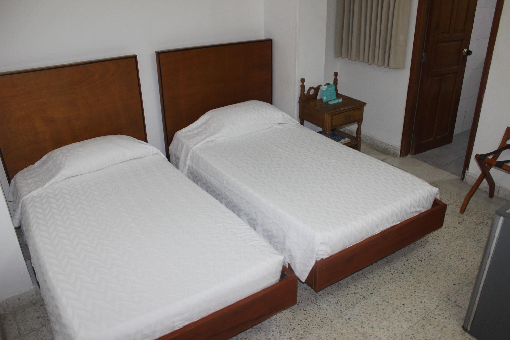 Hotel Monterrey Barranquilla  Bagian luar foto